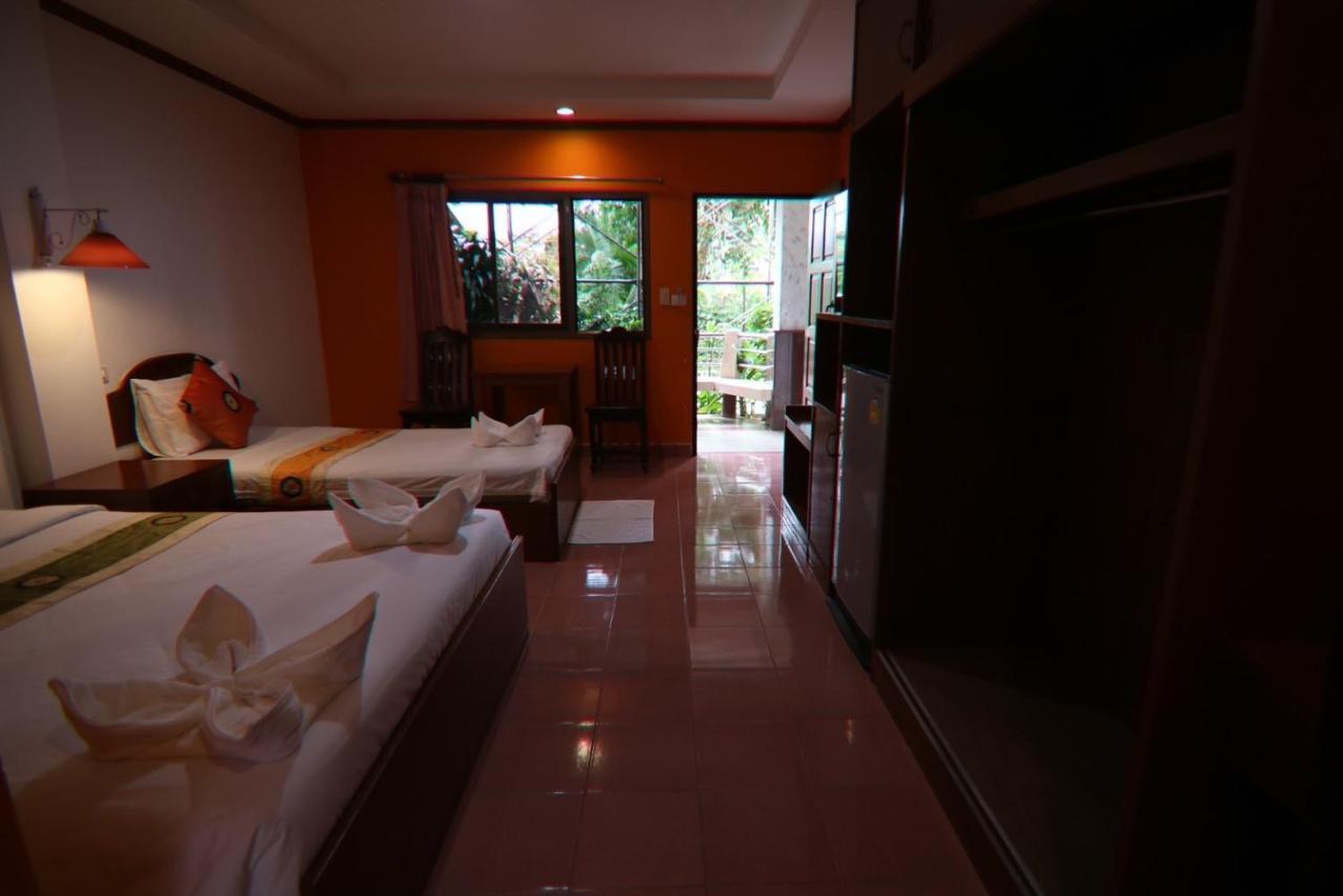 Coconut House Hotell *